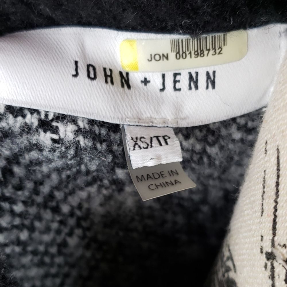 {John + Jenn} Anthropologie polka dot sweater - Picture 5 of 7